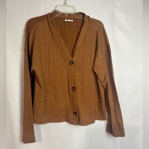 Maunces
Large 
Extra Button